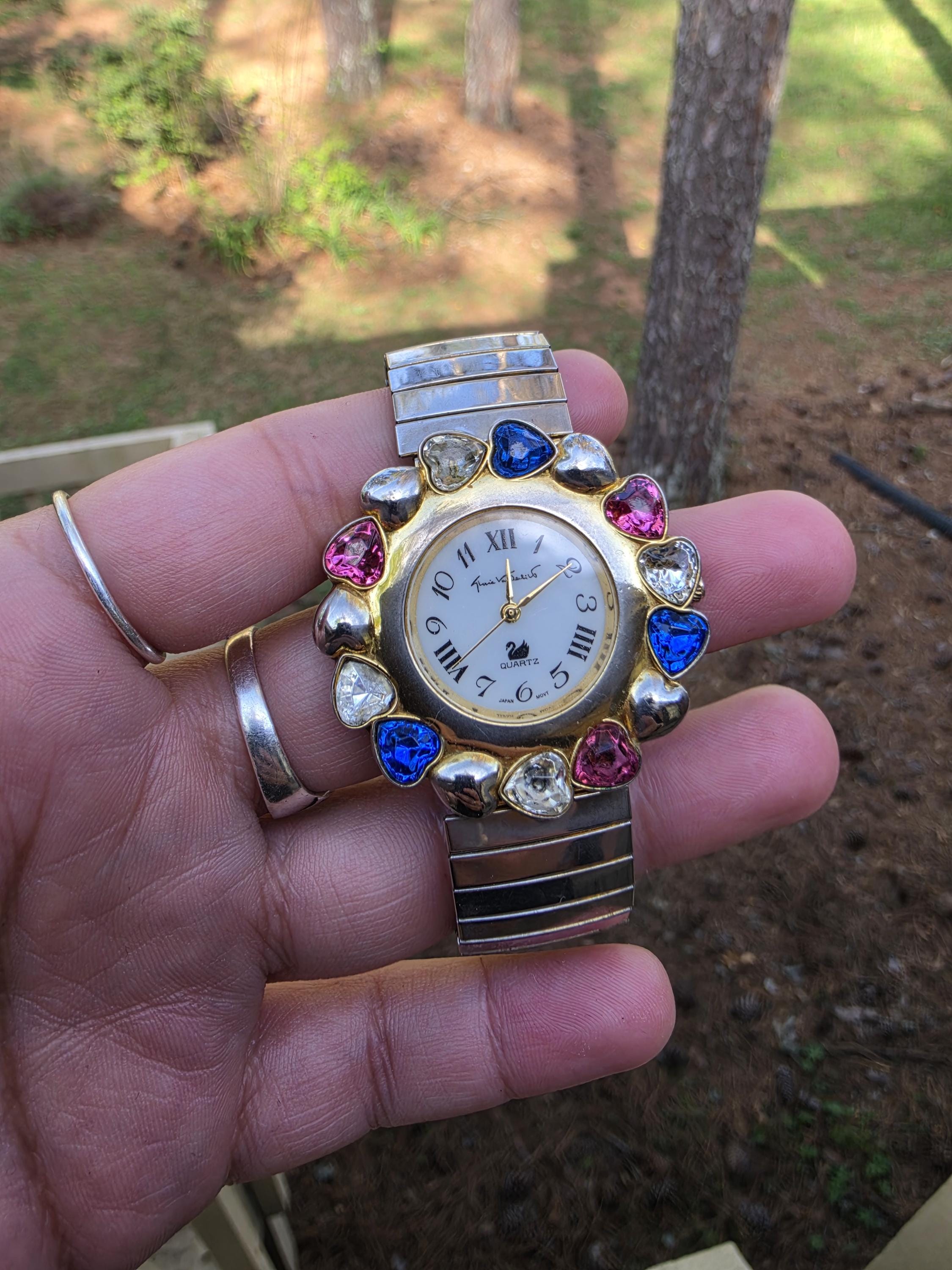 Gloria Vanderbilt Square Face Two‎ Tone Bracelet Tank Watch Women Gloria Vanderbilt Vintage Watch - Etsy main image 4
