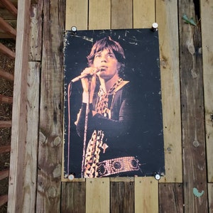 Póster vintage de Ralph García con luz negra de los años 70