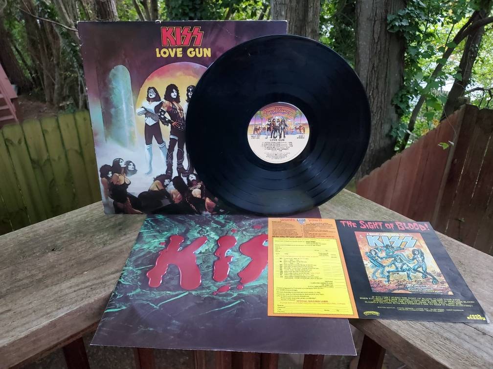ヴィンテージ キス ラブ ガン LP ビニールレコード NBLP 7057