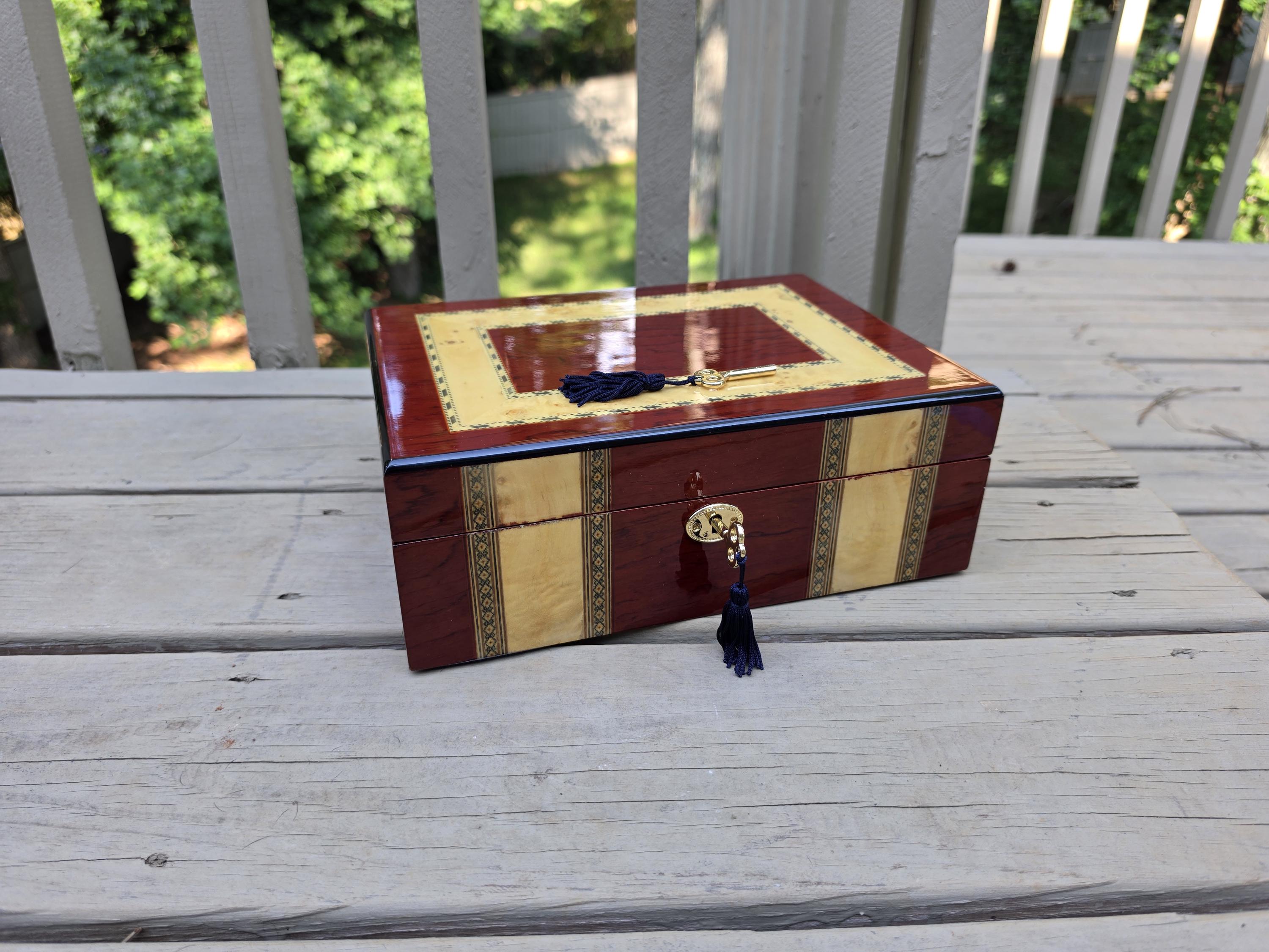 Victorian Box Lock - Etsy