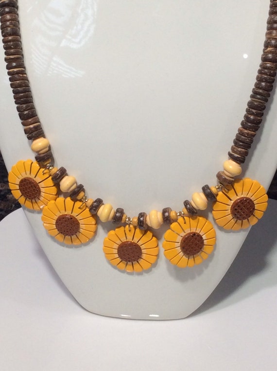 Vintage Wood Bead Sunflower Necklace/ Statement Ne