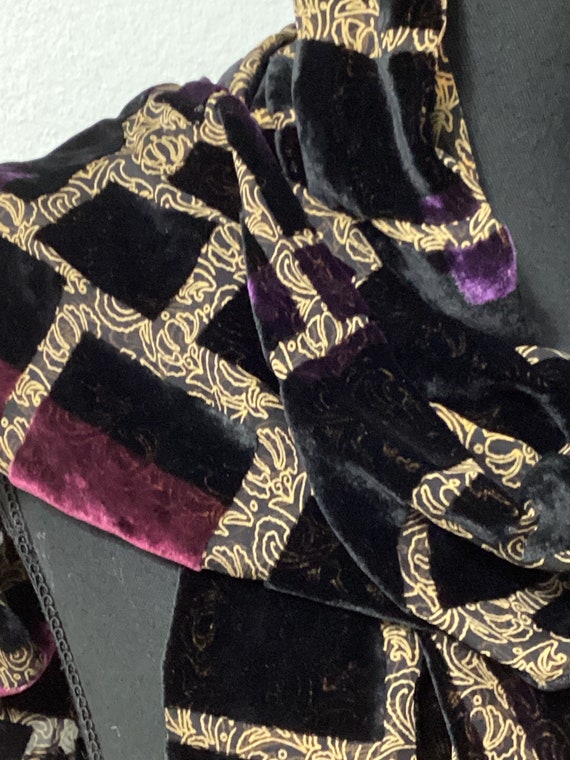 Vtg Silk Cut Velvet Scarf - image 4