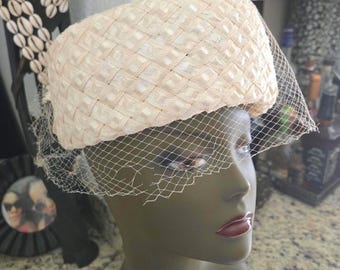 Vintage Cream Pillbox Hat