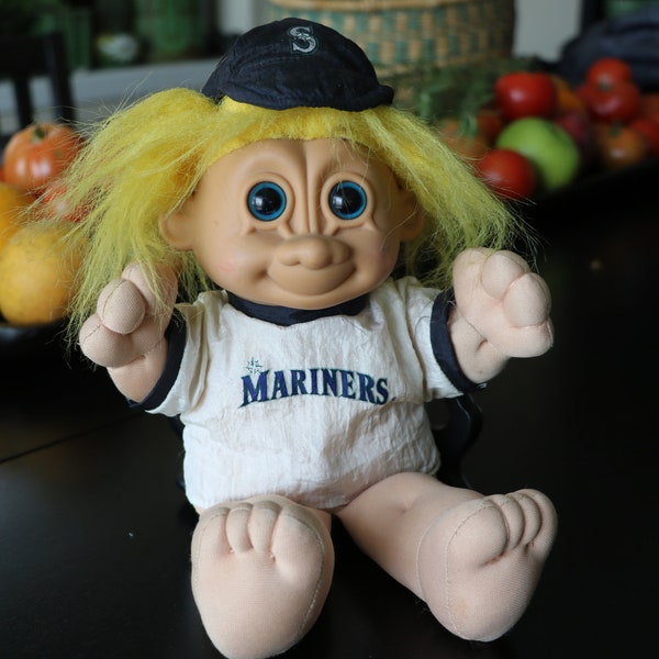 Vtg 12" Troll Baseball Player/ Seattle Mariner/ Russ Berrie /Sports Slugger /Soft Body