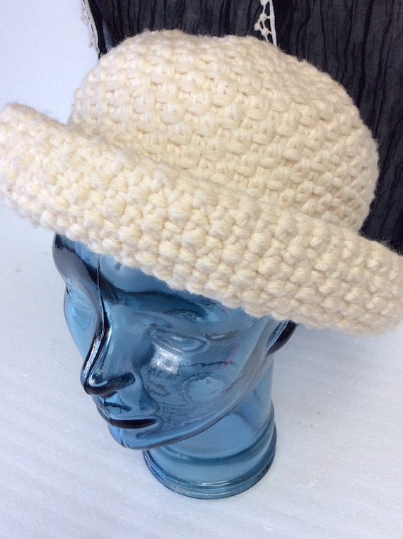 Vintage Knit Hat/ Vintage Knit Hat/ Cream Knit Hat