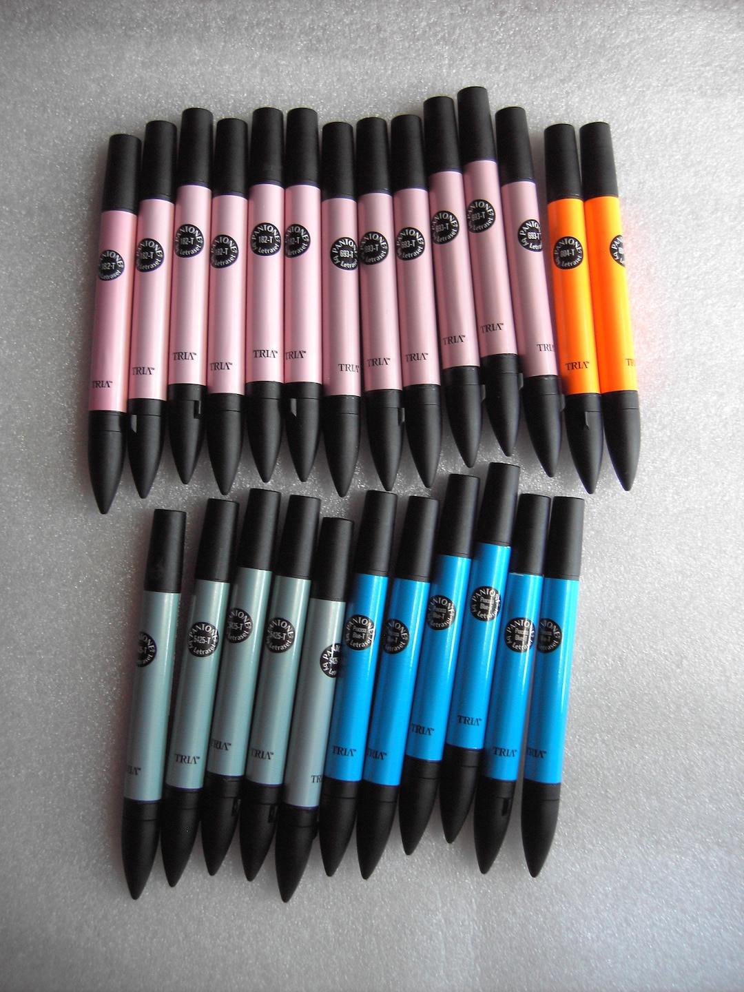 TRIA pantone by letpaset 油性ペン　156本 25 Pantone by Letraset Tria 3 Tips - Etsy