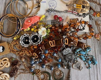 Vintage Wearable Jewelry Lot