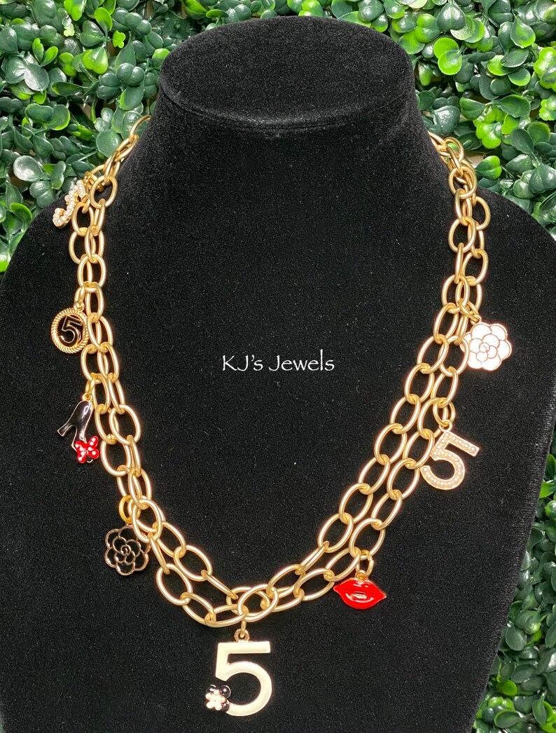 Ladies/' Designer Inspired #5 Chain Link Necklace