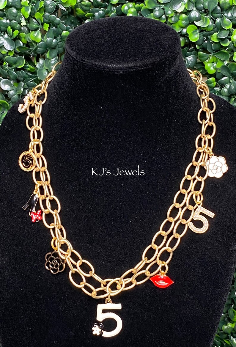 Ladies/' Designer Inspired #5 Chain Link Necklace