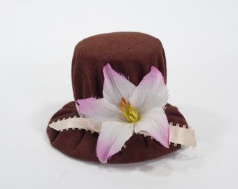 Vintage Hat Pincushion - Lily Pincushion - Fancy Hat Vintage Pincushion - Dresser Pincushion - Handmade Pincushion - Pin Cushion