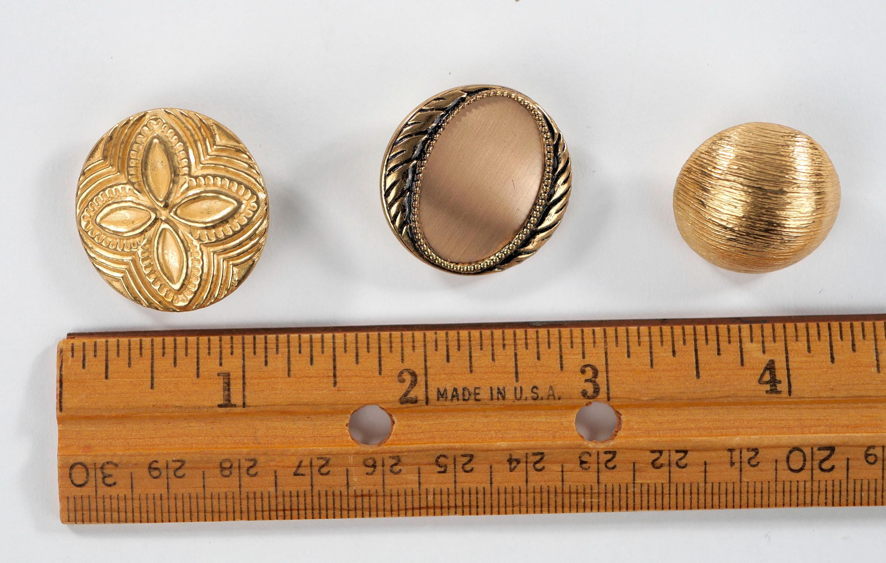 Stream Line Gold Buttons Vintage Lot of 19 Gold Tone Buttons - Sets/singles/carded - Streamline ...