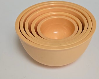 Vintage Set of 5 Small Peach Colored Melamine Nesting Measuring Bowls ranging from 1/8 Cup to 2 Cups