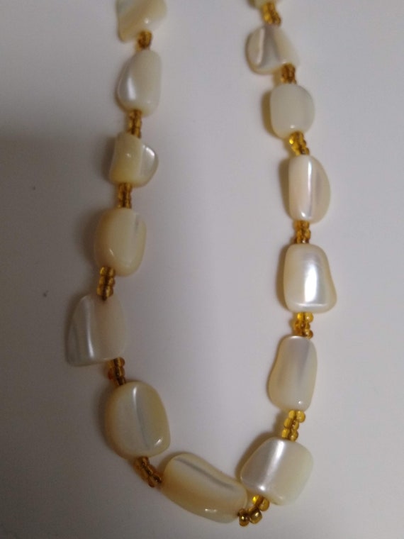 Vintage Mother of Pearl Necklace, Single Strand Of