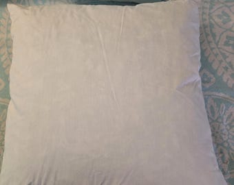 Pre-Owned IKEA 19" Square Feather Pillow Insert