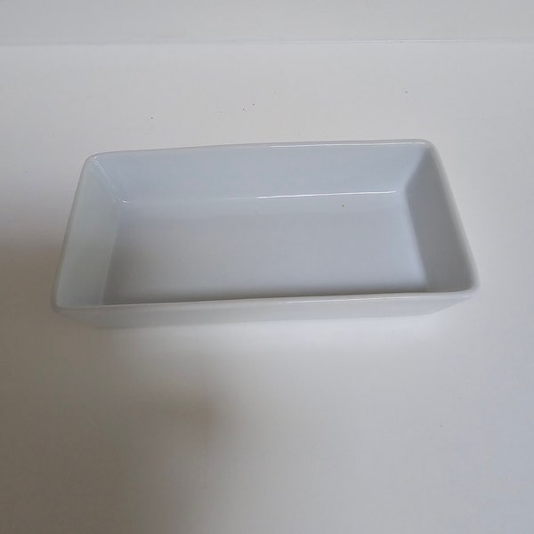 Vintage 7"x3.5" White Rectangular Dish, Crate and Barrel Baking / Serving Dish