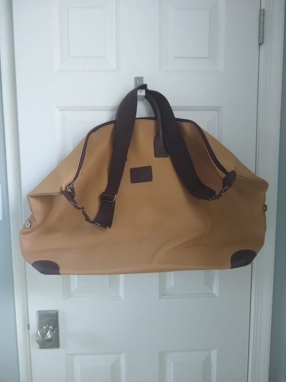 Vintage Large and Roomy Duffel / Overnight / Travel /… Gem