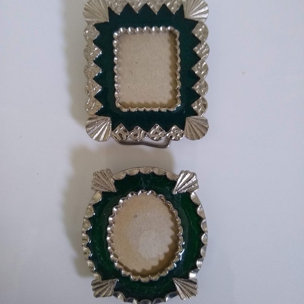 Vintage Tiny Green Enamel on Metal Photo Frame for small 1 1/4" photo