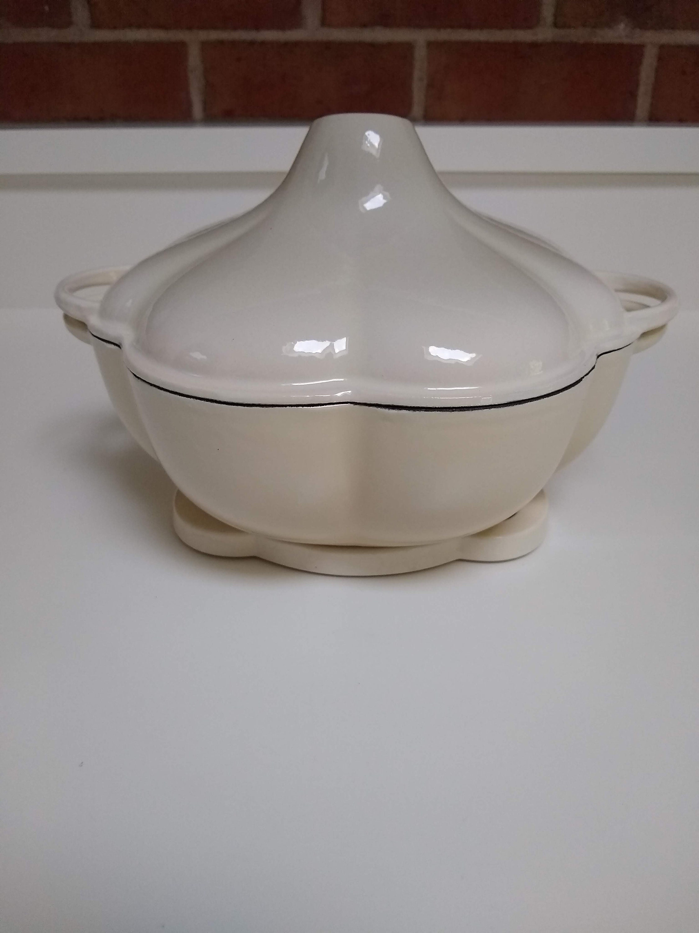 Cuisinart white gold Dutch cast iron pot rare!