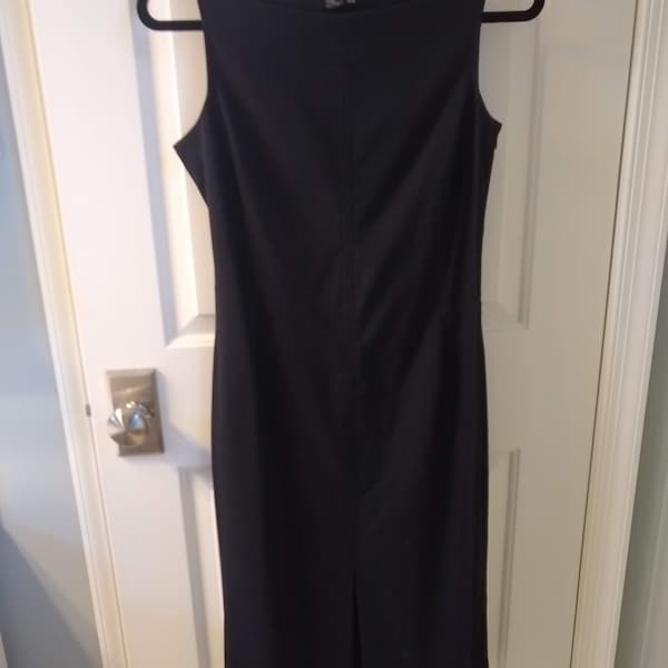 Vintage Little Black Dress, Wide Boat Neck Sleeveless Fitted Black Sheath, Size 8, Made in Spain, Machine Washable, Off the Shoulder