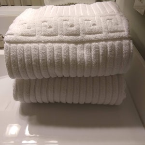 Hotel Vendome Spa Collection 100% COTTON Bath TOWEL Velour White Waffle