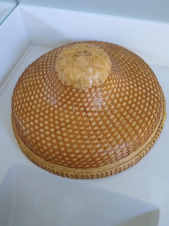 Vintage Asian Woven Hat, Rice Paddy Hat, Coolie Ha