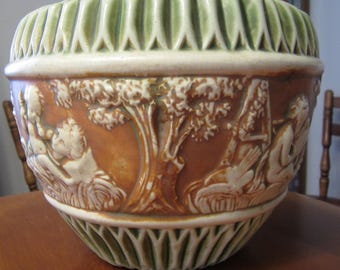 Roseville Donatello Jardiniere, 8 inches tall, Vintage 1915-1954.