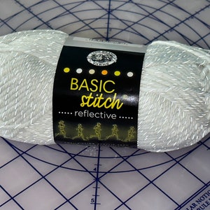 Basic Stitch Reflective-Summit White