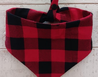 Buffalo Plaid Flannel / Dog Bandana / Snap Style