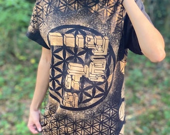 Bleach Dye Tipper Sacred Geometry 64 Point Star Short Sleeve Shirt