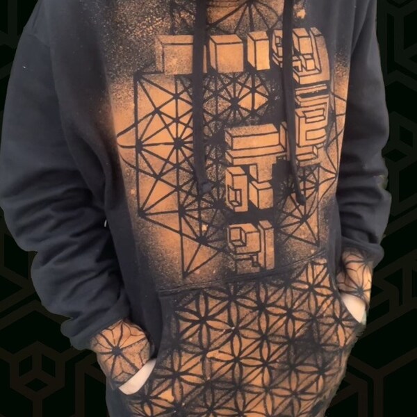 Sudadera con capucha con estampado de estrellas de 64 puntos y geometría sagrada de Bleach Dye Tipper - V2