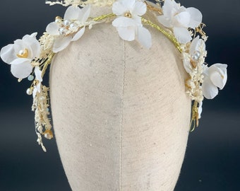 Charming Gypsophila Bridal Headband Ethereal White Floral Hair Accessory