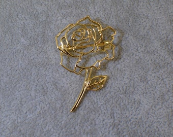 Vintage rose brooch on gold tone metal art design flower costume jewelry floral brooch Romance brooch