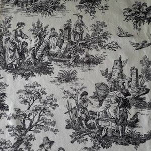 Toile de Jouy, Table runner, Linen table runner, 100% linen,table runner, French country rustic, shabby chic, handmade image 3