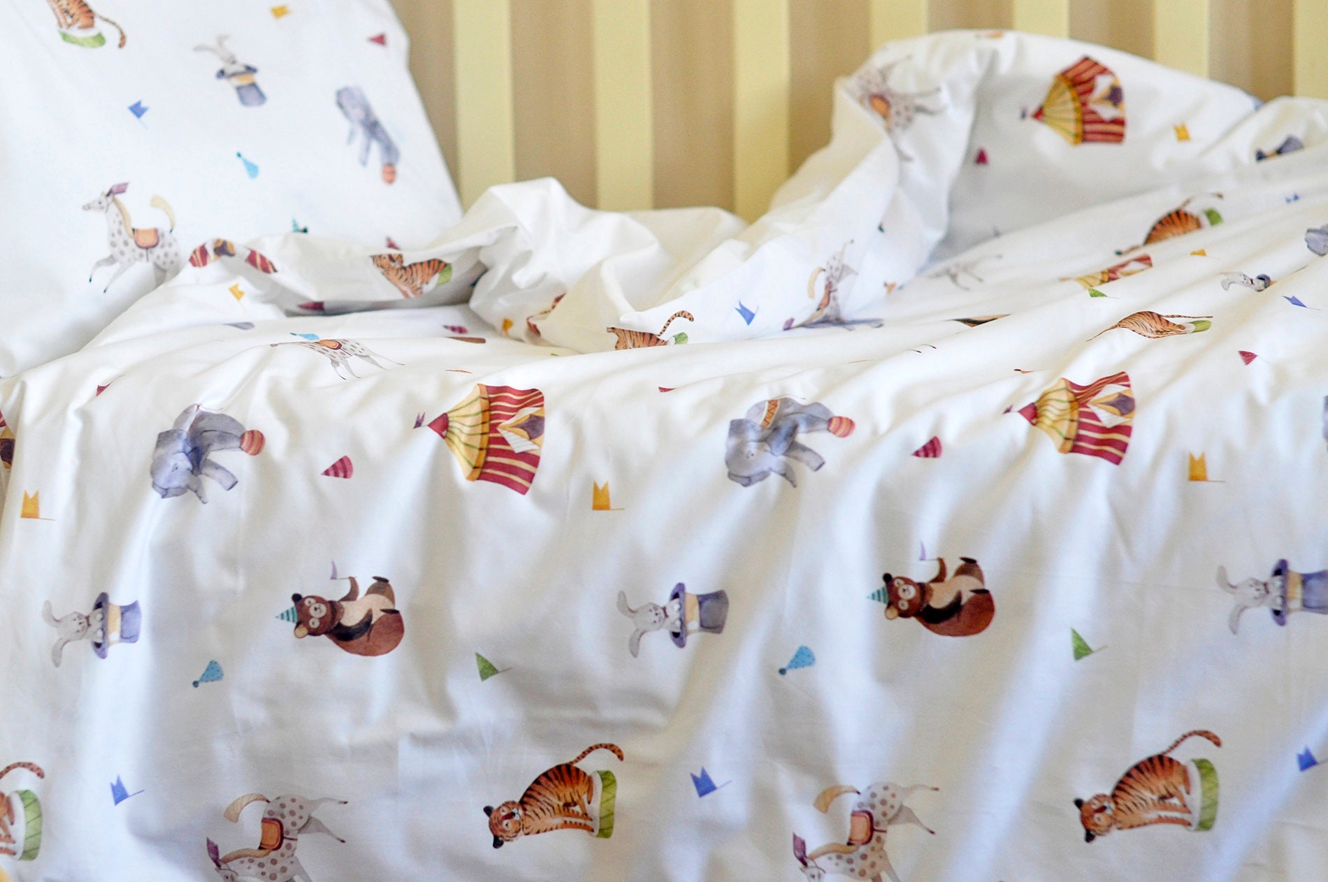 Circus crib bedding Horse bedding Toddler duvet cover | Etsy