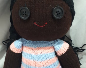 Amigurumi di peluche imbottito per bambola fatta a mano