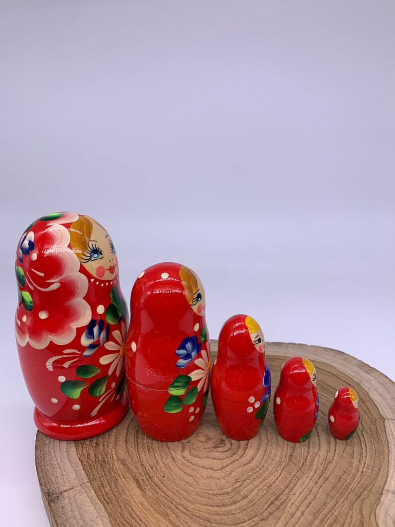 Red Daisy Blue Eye Russian dolls Montesary dolls