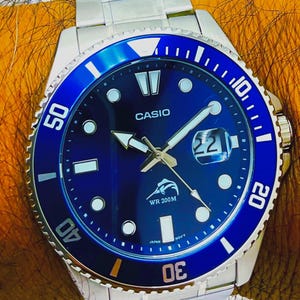 Casio MDV106B-2AVCF, Duro, men&#39;s silver S/Steel watch, 200-meter WR, anti-reverse Bezel