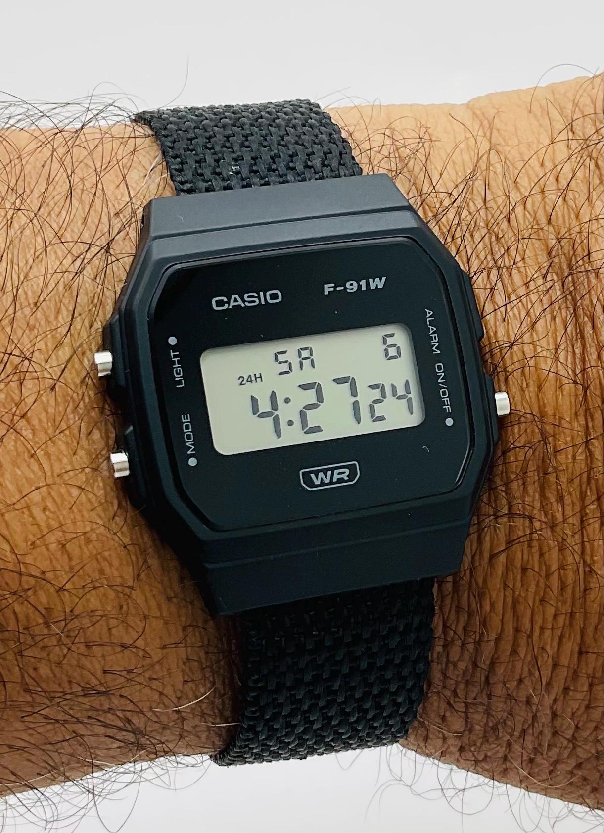 Casio F-91-WB-1ACF 593 腕時計、カスタムナイロン製超軽量バンド