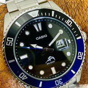 カシオ MDV106-1AB、デュロ、メンズ シルバー ステンレススチール