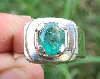 Natural Emerald Ring, Handmade 925 Silver, Columbian Stone