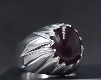 Red Aqeeq Gemstone Ring, 925 Sterling Silver Handmade Jewelry
