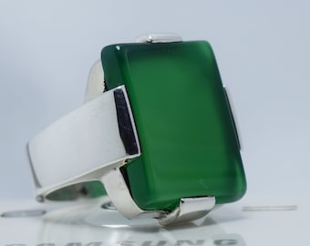 Yemeni Green Aqeeq Ring, Dark Agate, 925 Sterling Silver