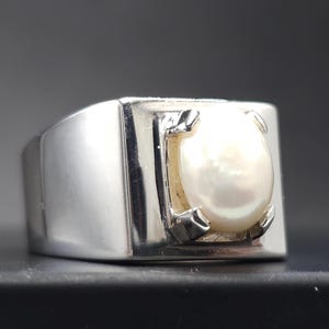 Pearl Ring, White Pearl Ring Natural Pearl Ring, White Pearl, Vintage Rings Chunky Pearl Ring Salt water pearl White Pearl Ring Solid Silver