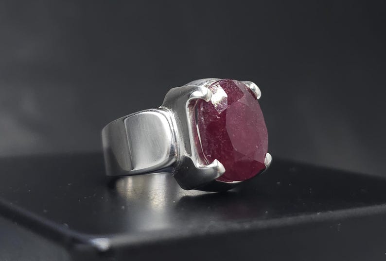 Mens Cushion Cut Ruby Ring, Unisex natural ruby ring, Mens ruby and diamond ring, Vintage Art Deco Ruby Mens Ring, Mens Ruby Pinky Ring