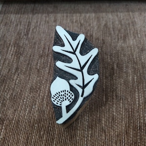 Bloc d'impression indien en bois - Gland avec feuille, bloc d'impression indien en bois sculpté à la main ; tampon textile; tampon de poterie,