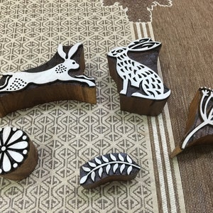 Hazen en zaadkoppen stempelblokkenset, met de hand gesneden Indiaas houten drukblok; textielstempel; aardewerk stempel,