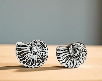 Bloque de impresión de madera india tallada a mano con concha fósil positiva y negativa; sello textil; sello de cerámica.