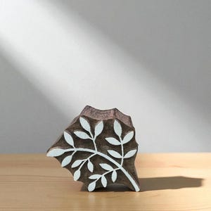 leaf bunch,   hand carved Indian wood printing block; textile stamp; pottery stamp,