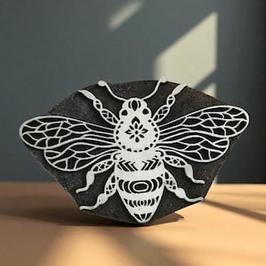 Holzstempel Bienenkönigin 1; Hummel; handgeschnitzter Holzstempel; Indischer Holzdruckstock; Keramik Stempel