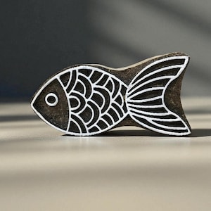 Simple Outline Fish, Hand craved Wooden Stamp, batik Stamp